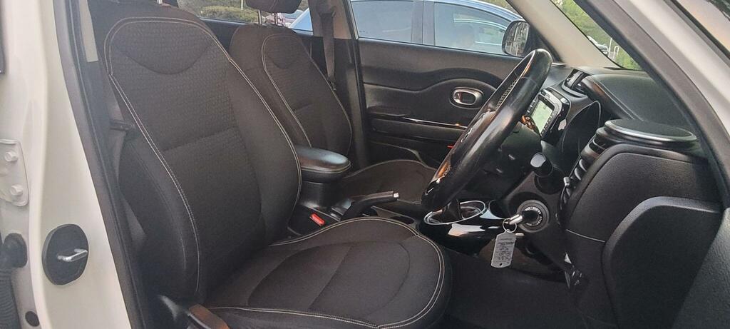 Kia Soul 1.6 Crdi Connect Plus 126 Bhp Silver #27