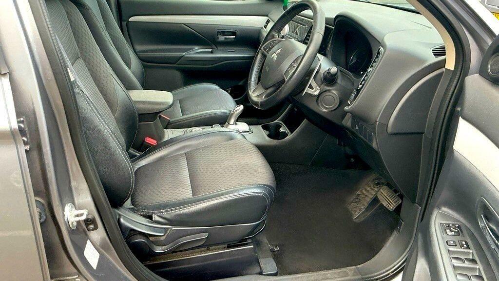Mitsubishi Outlander 2.0H 12Kwh Gx4h Cvt 4Wd #7
