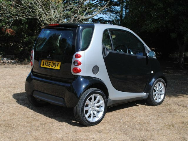 Smart Fortwo 0.7 City Passion Hatchback Silver #2