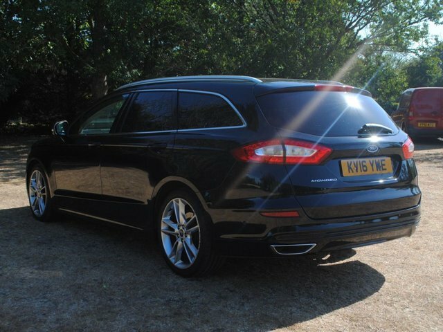 Ford Mondeo 2.0 Tdci Titanium Estate Black #6