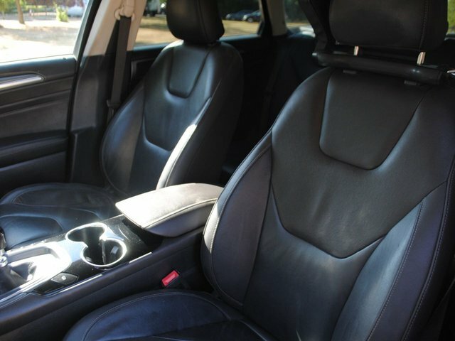 Ford Mondeo 2.0 Tdci Titanium Estate Black #3