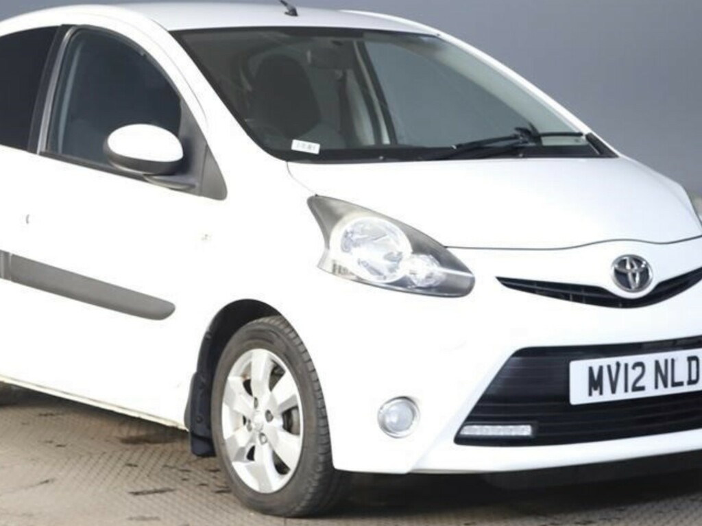 Toyota Aygo 1.0 Vvt-i Fire White #5