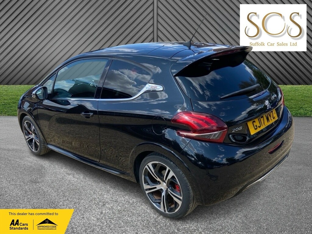 Peugeot 208 1.6 Thp Gti Prestige Black #5