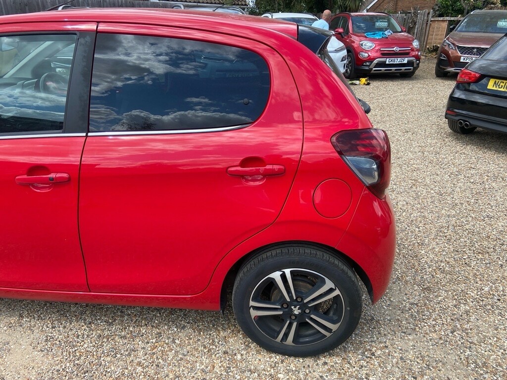 Peugeot 108 1.2 Puretech Allure White #35