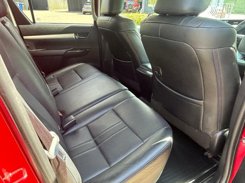 Toyota HILUX 2.4 D-4d Active Double Cab Pickup 4Wd Eu6 3.5 White #21
