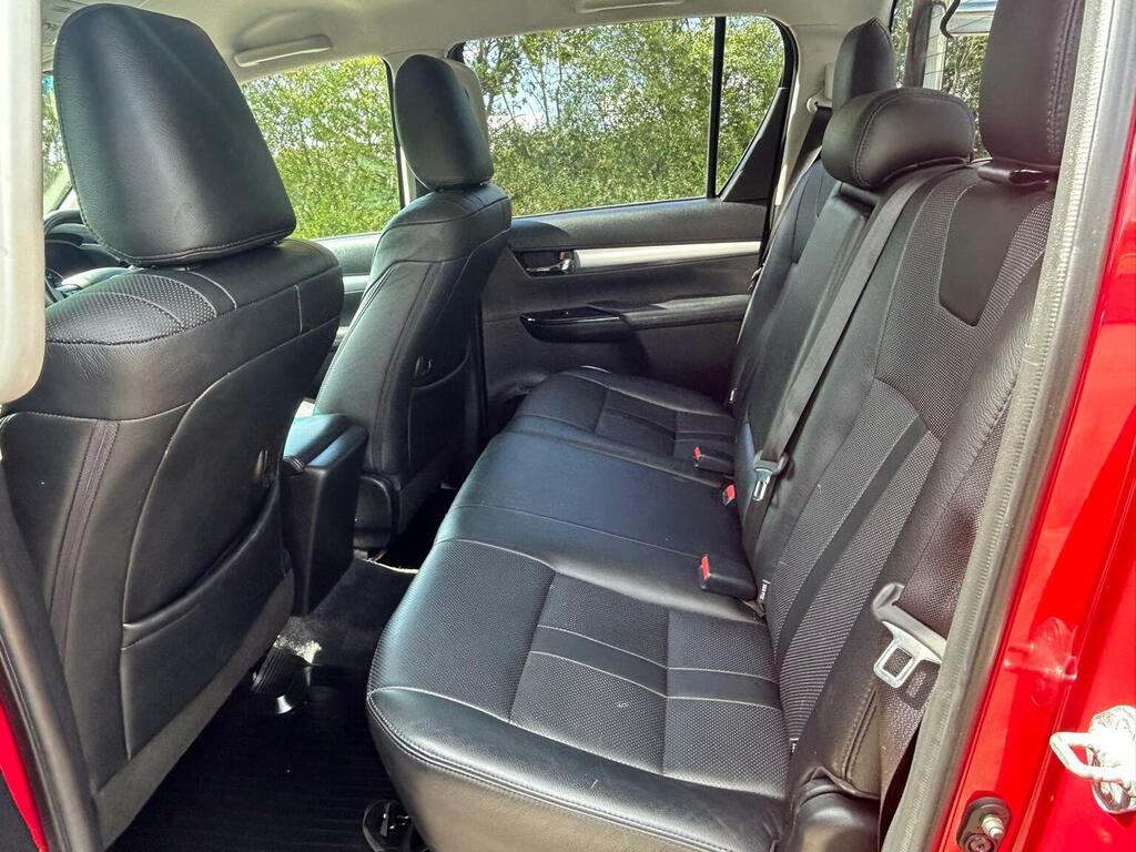 Toyota HILUX 2.4 D-4d Active Double Cab Pickup 4Wd Eu6 3.5 White #20