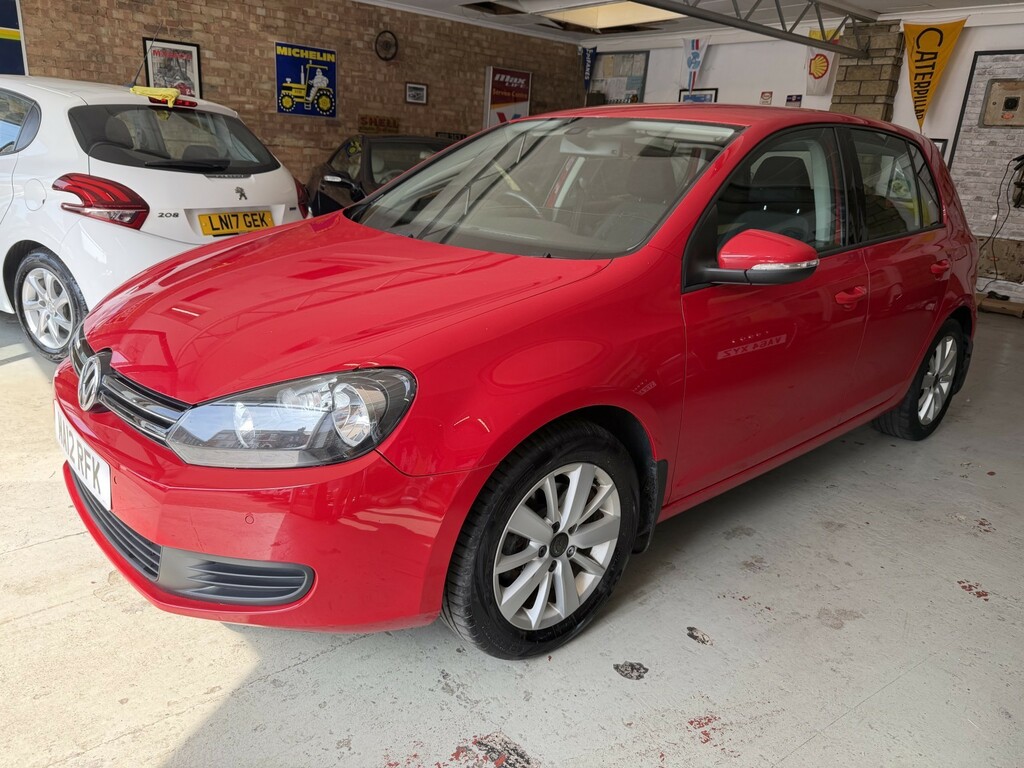 Volkswagen Golf 1.4 Tsi Match Red #5