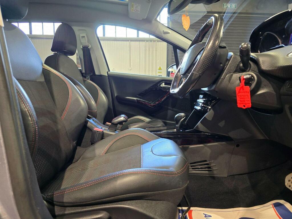 Peugeot 2008 1.2 Puretech Allure Euro 6 Ss... Grey #47