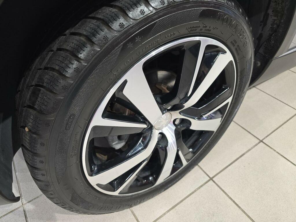 Peugeot 2008 1.2 Puretech Allure Euro 6 Ss... Grey #40