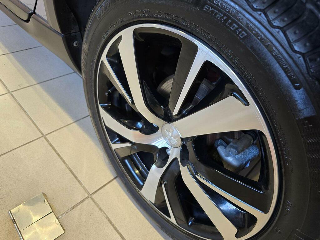Peugeot 2008 1.2 Puretech Allure Euro 6 Ss... Grey #29