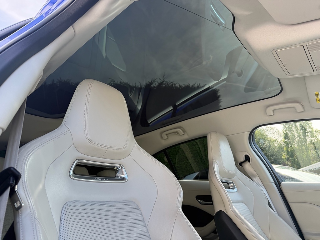 Jaguar I-Pace 400 Hse U747 Ulez Blue
