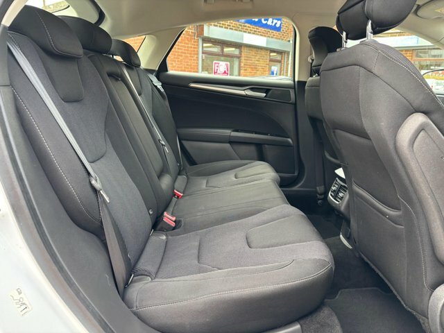 Ford Mondeo 2.0 Titanium Tdci 207 Bhp Front And Rear Parkin Green #11