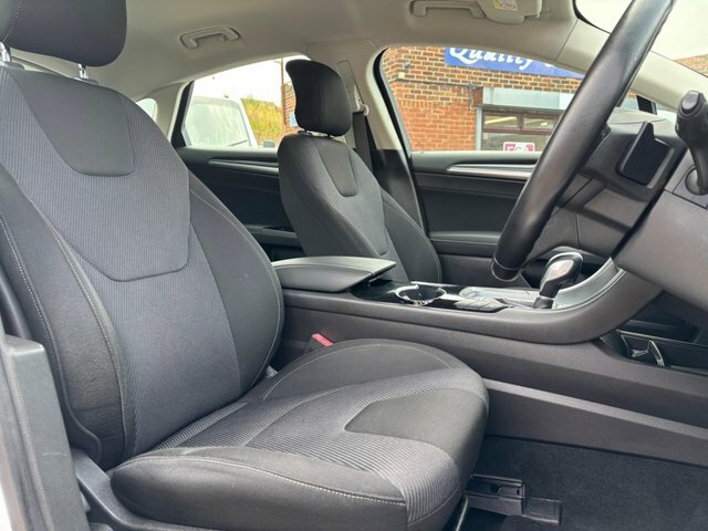 Ford Mondeo 2.0 Titanium Tdci 207 Bhp Front And Rear Parkin Green #16