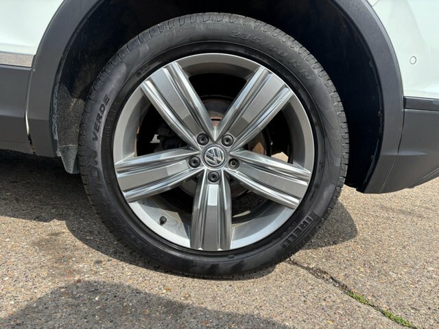 Volkswagen Tiguan Tdi Match Dsg 4Motion RY19KXD White #5