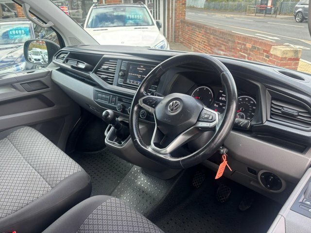 Volkswagen Transporter Shuttle T6.1 150 7 Speed Dsg Auo 8 Seat Shuttle Se Swb In Beige #12