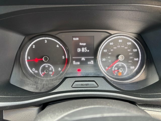 Volkswagen Transporter Shuttle T6.1 150 7 Speed Dsg Auo 8 Seat Shuttle Se Swb In Beige #28