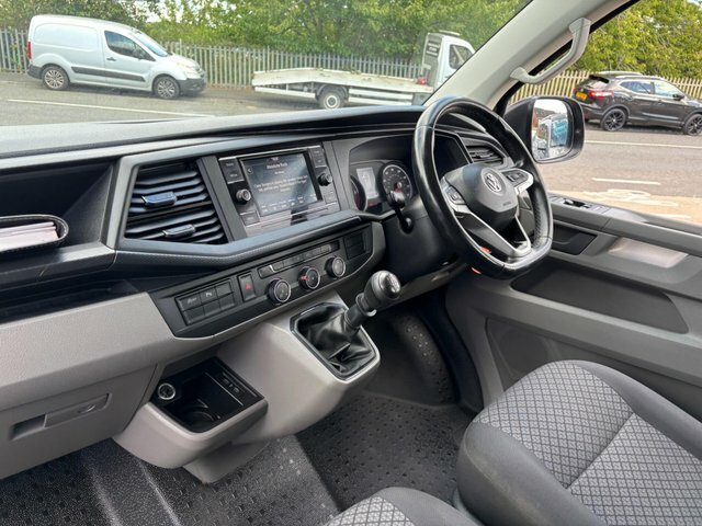 Volkswagen Transporter Shuttle T6.1 150 7 Speed Dsg Auo 8 Seat Shuttle Se Swb In Beige #20