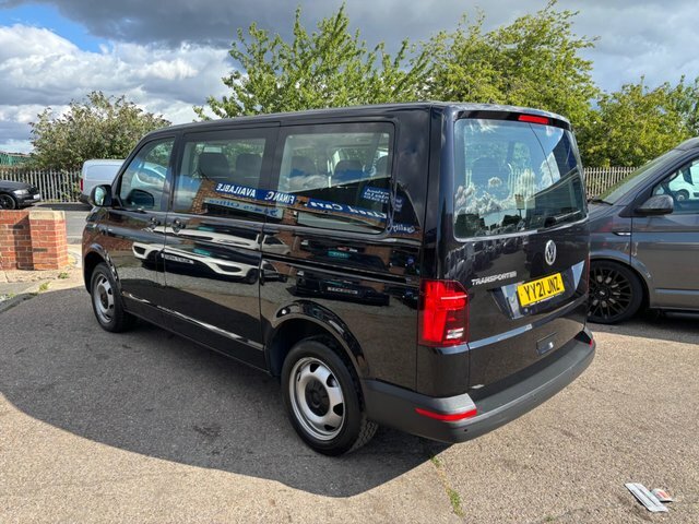 Volkswagen Transporter Shuttle T6.1 150 7 Speed Dsg Auo 8 Seat Shuttle Se Swb In Beige #9