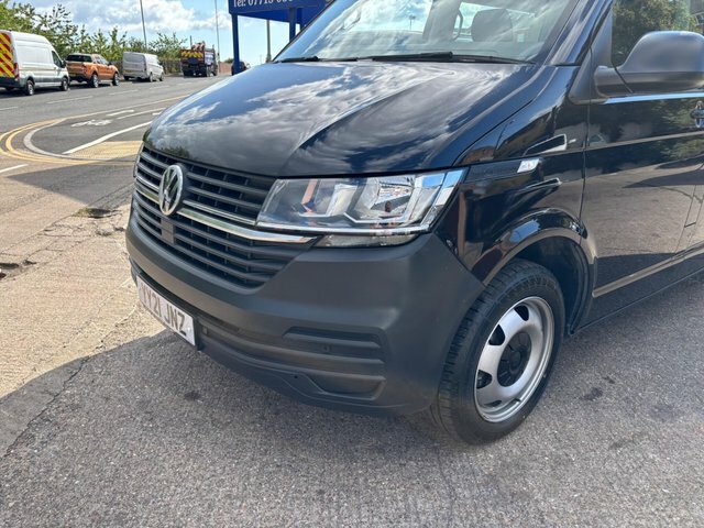 Volkswagen Transporter Shuttle T6.1 150 7 Speed Dsg Auo 8 Seat Shuttle Se Swb In Beige #7