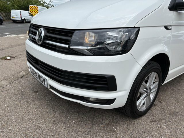 Volkswagen Transporter Tdi T32 Bluemotion Tech White #2