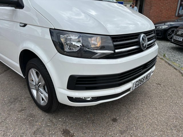 Volkswagen Transporter Tdi T32 Bluemotion Tech White #3