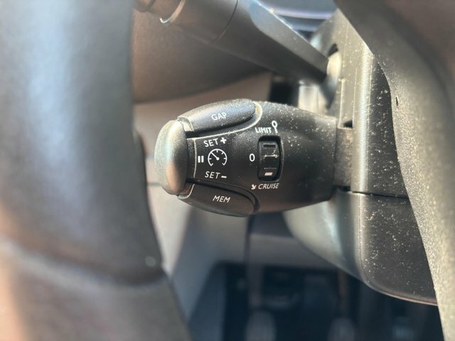 Vauxhall Vivaro 100Kw Elite L 50Kwh Estate Black #32