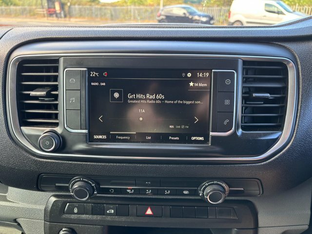 Vauxhall Vivaro 100Kw Elite L 50Kwh Estate Black #25