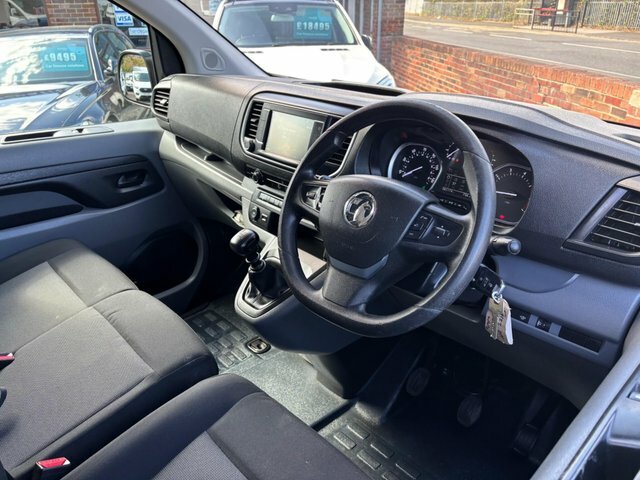 Vauxhall Vivaro 100Kw Elite L 50Kwh Estate Black #10