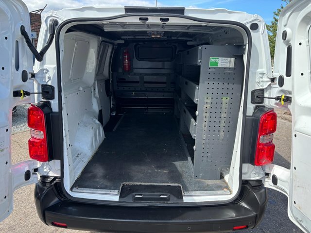 Vauxhall Vivaro 100Kw Elite L 50Kwh Estate Black #13