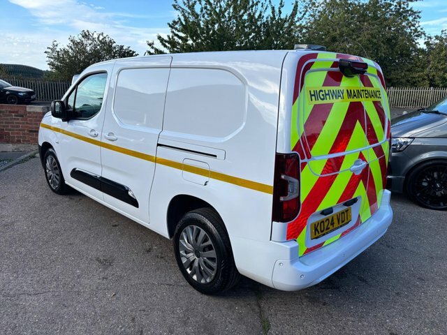 Peugeot Partner Bluehdi 950 Asphalt Long White #6