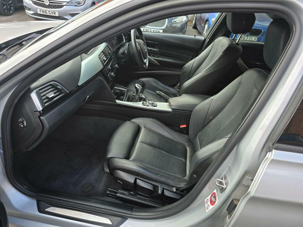 BMW 3 Series 2.0 330E 7.6Kwh Luxury Saloon Plug-in H White #38
