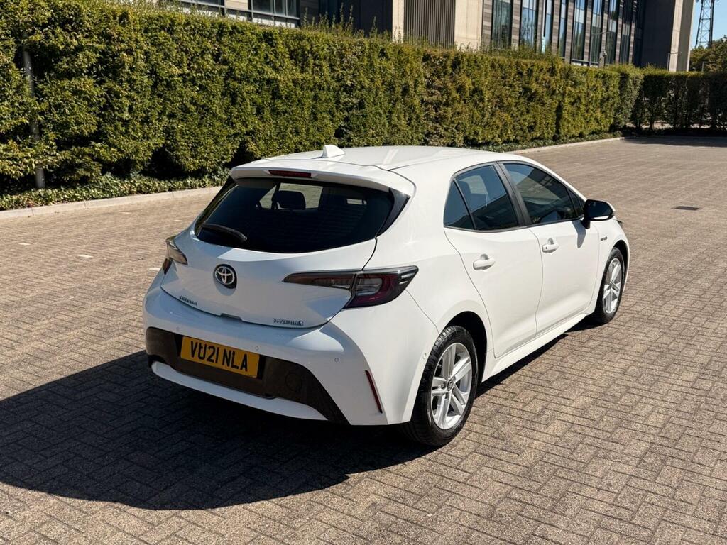 Toyota Corolla 1.8 Vvt-h Icon Tech Cvt Euro 6 Ss White #6