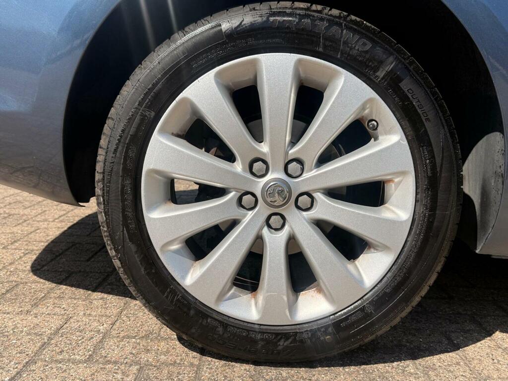 Vauxhall Astra 1.6I Design Sports Tourer Euro 6 Blue #35