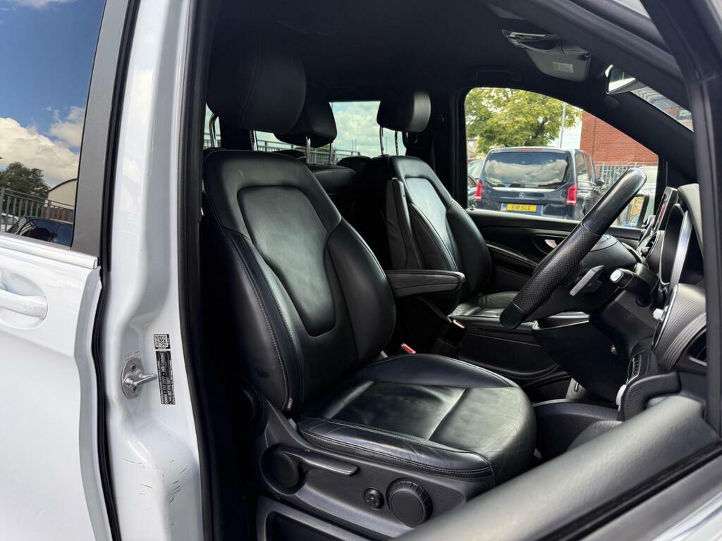 Mercedes-Benz V Class V220 Sport Bluetec Black #14