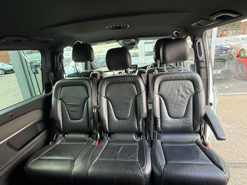 Mercedes-Benz V Class V220 Sport Bluetec Black #16