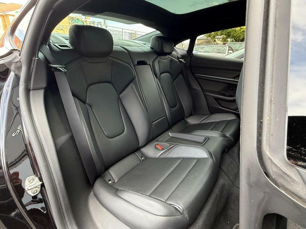 Porsche Taycan Taycan 4S 93Kwh Black #14