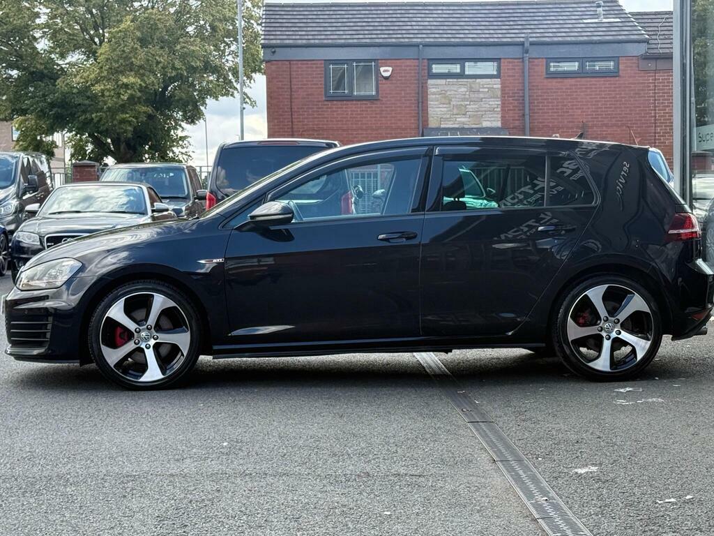 Volkswagen Golf Se Tdi Bluemotion Technology 5-Door Red #5