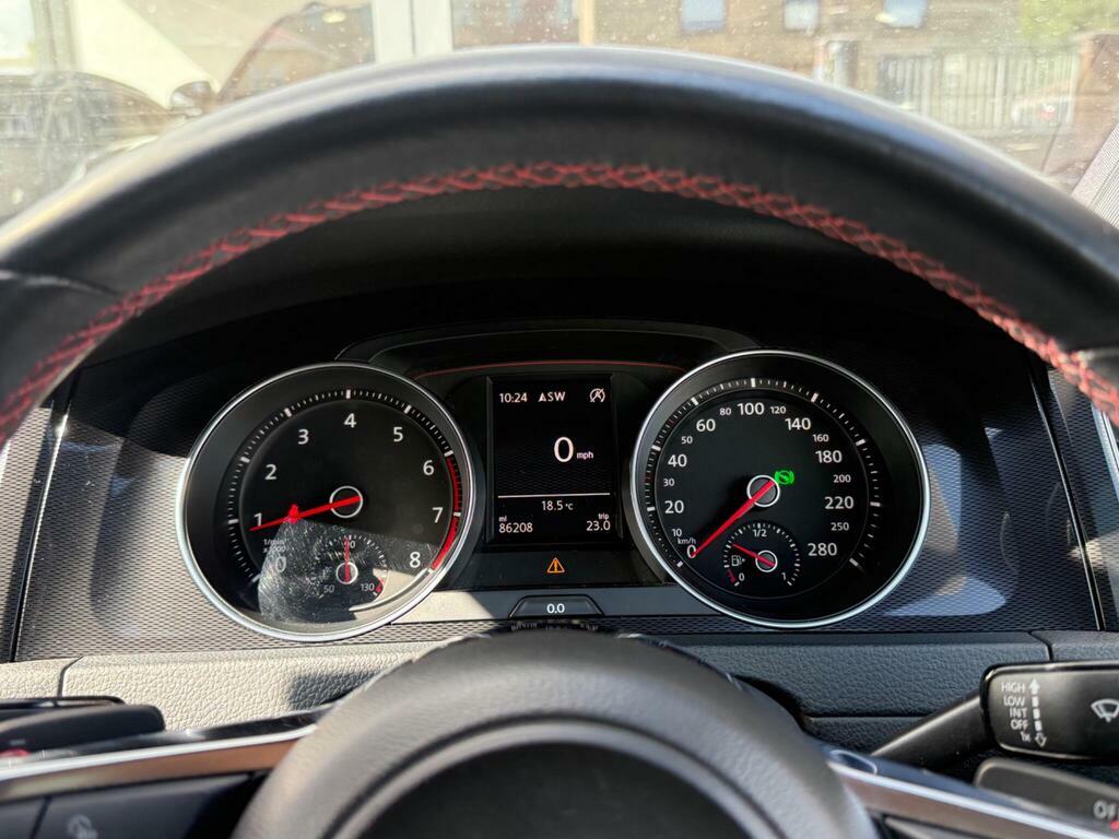 Volkswagen Golf Se Tdi Bluemotion Technology 5-Door Red #18