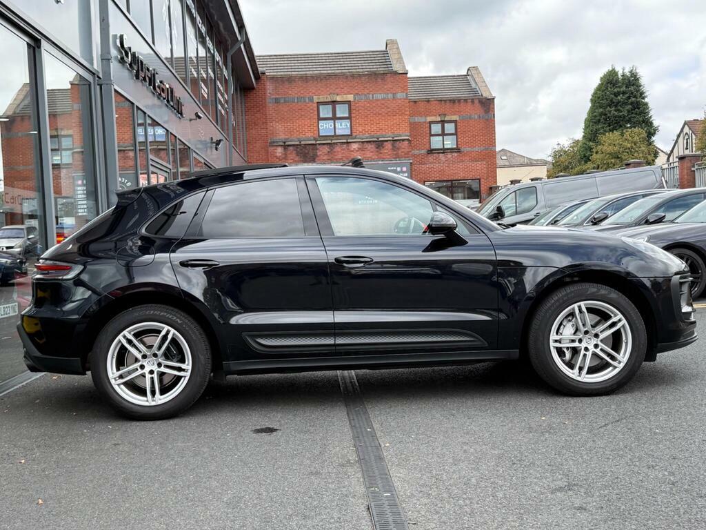 Porsche Macan 2.0T Pdk 4Wd Euro 6 S S Black #4