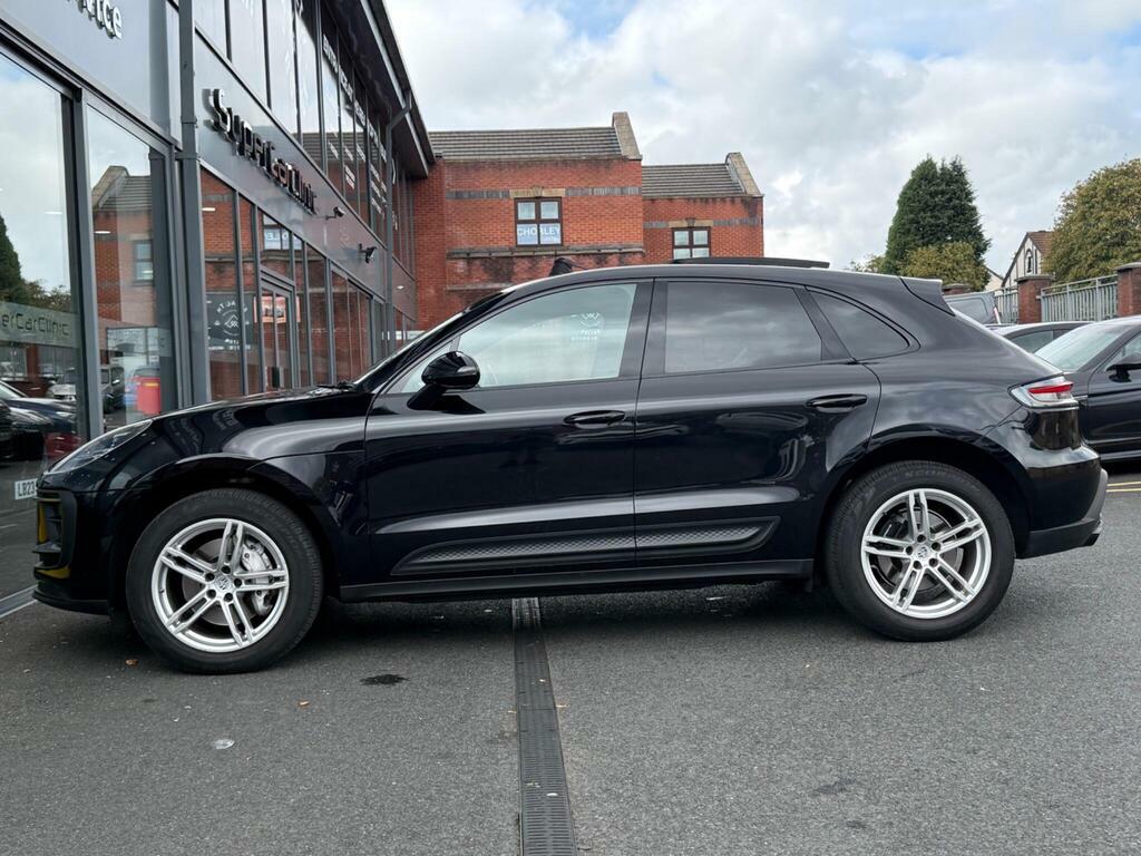 Porsche Macan 2.0L T Pdk Pan Roof Sports Chrono Air Suspension H Black #9