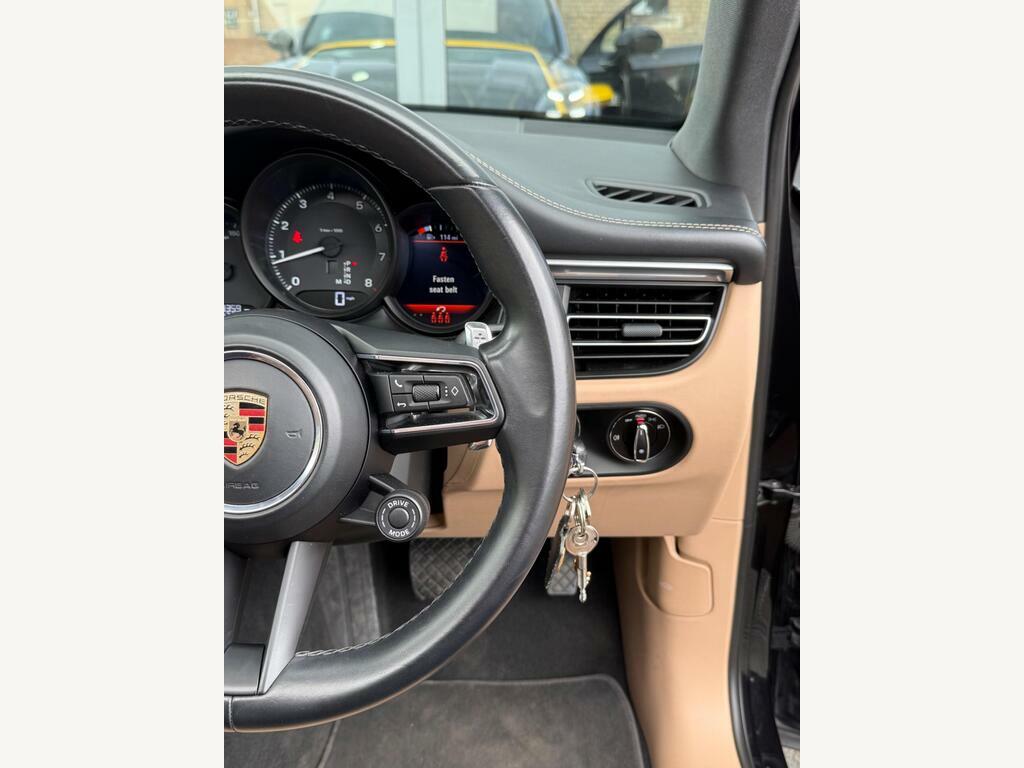 Porsche Macan 2.0L T Pdk Pan Roof Sports Chrono Air Suspension H Black #20