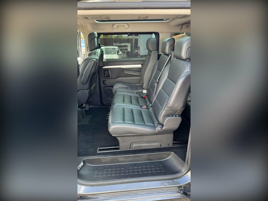 Peugeot Traveller 2.0 Bluehdi Allure Long  #22
