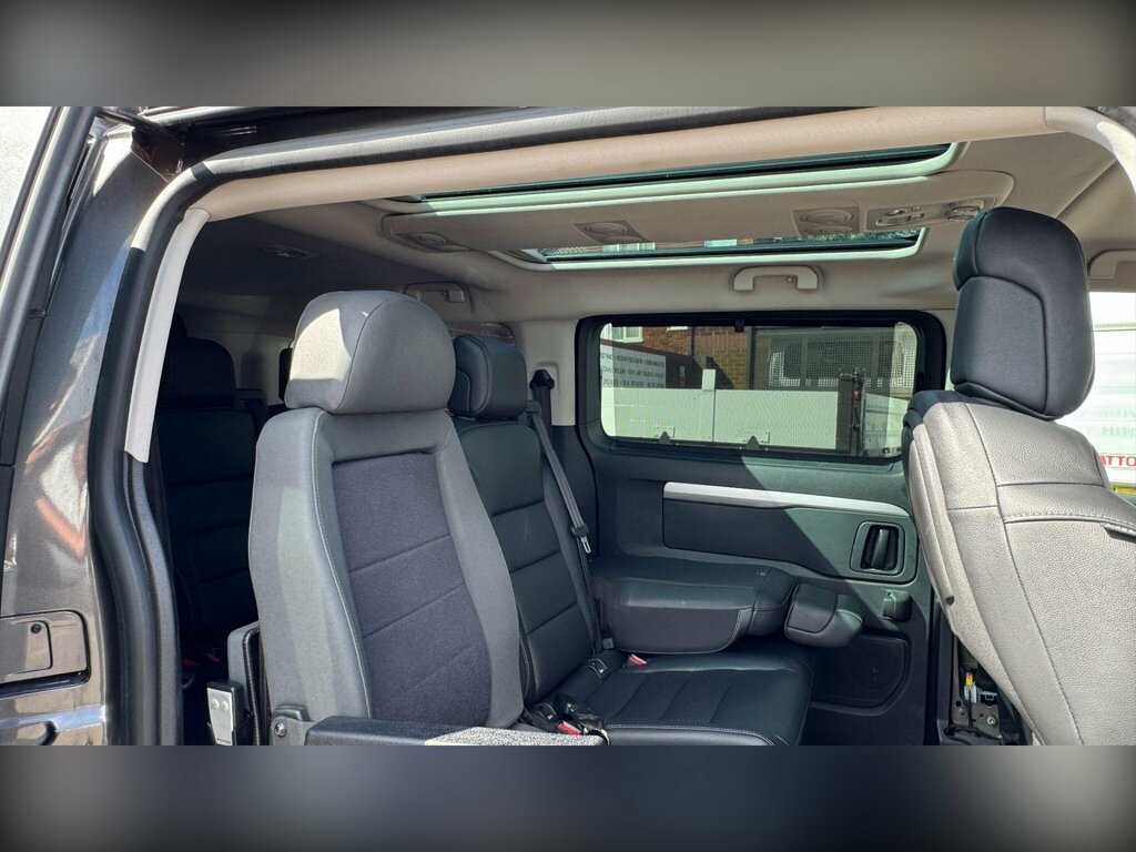 Peugeot Traveller 2.0 Bluehdi Allure Long  #20