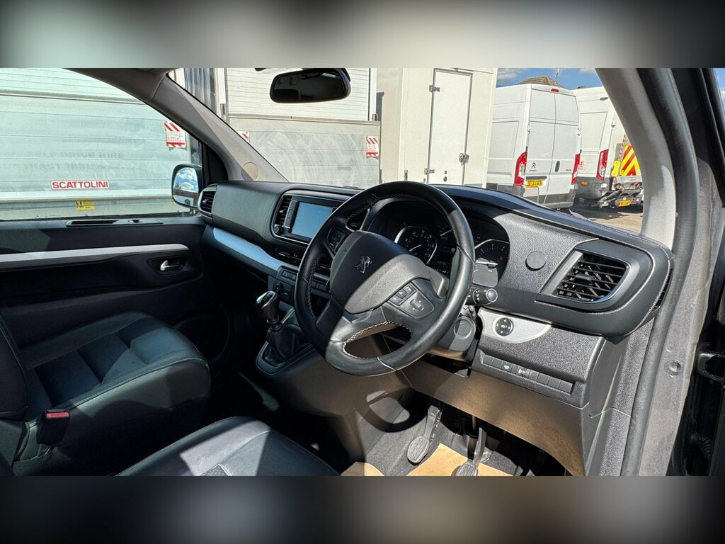 Peugeot Traveller 2.0 Bluehdi Allure Long  #15