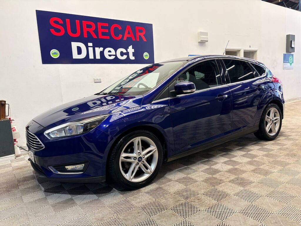 Ford Focus Hatchback 1.0T Ecoboost Titanium Euro 6 Ss Blue