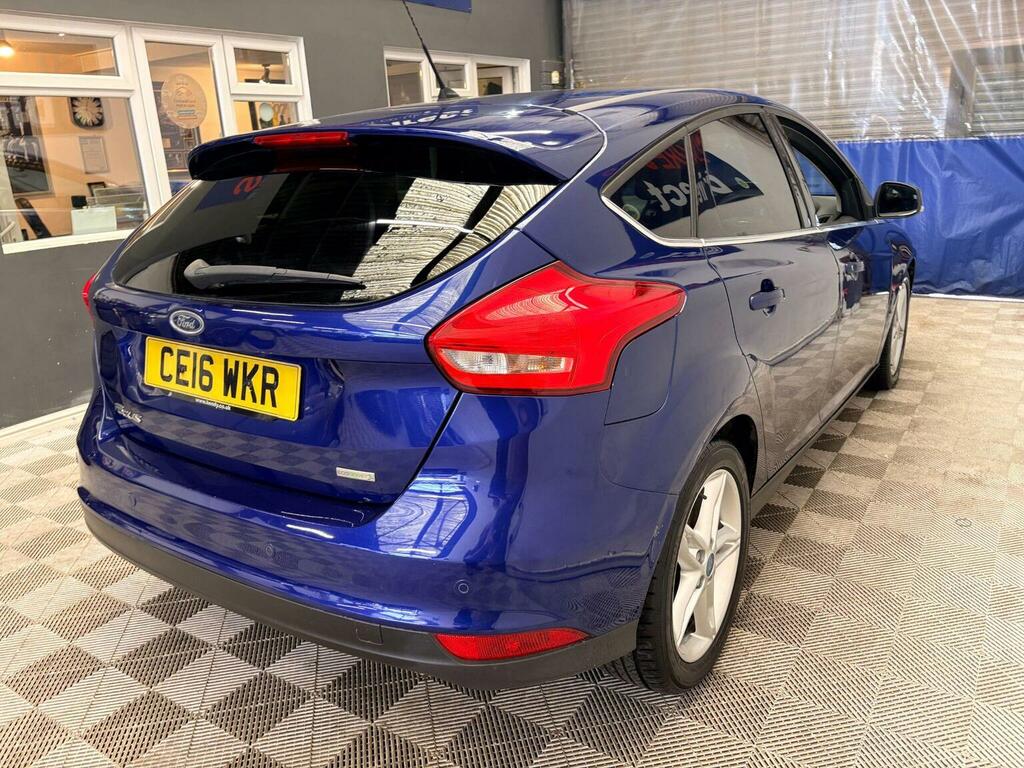 Ford Focus Hatchback 1.0T Ecoboost Titanium Euro 6 Ss Blue #3