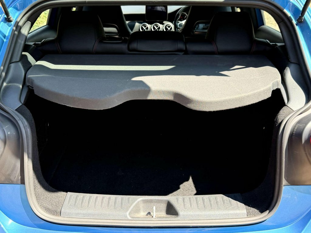 Mercedes-Benz A Class A 250 4Matic Amg Premium Blue #70