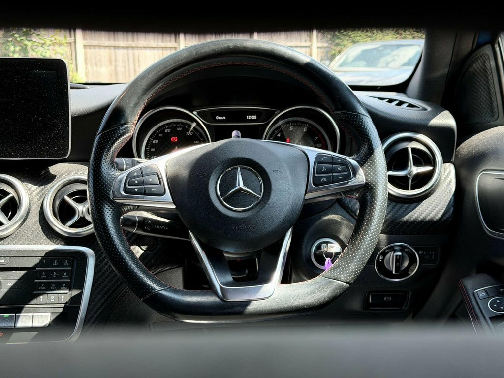 Mercedes-Benz A Class A 250 4Matic Amg Premium Blue #38