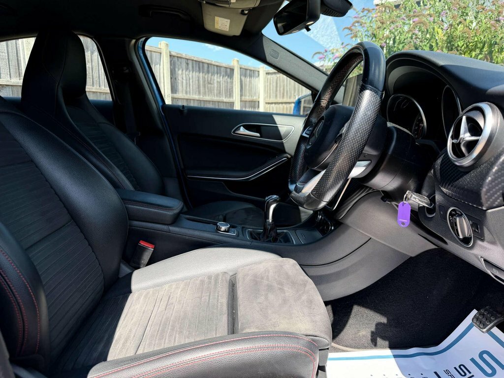 Mercedes-Benz A Class A 250 4Matic Amg Premium Blue #29