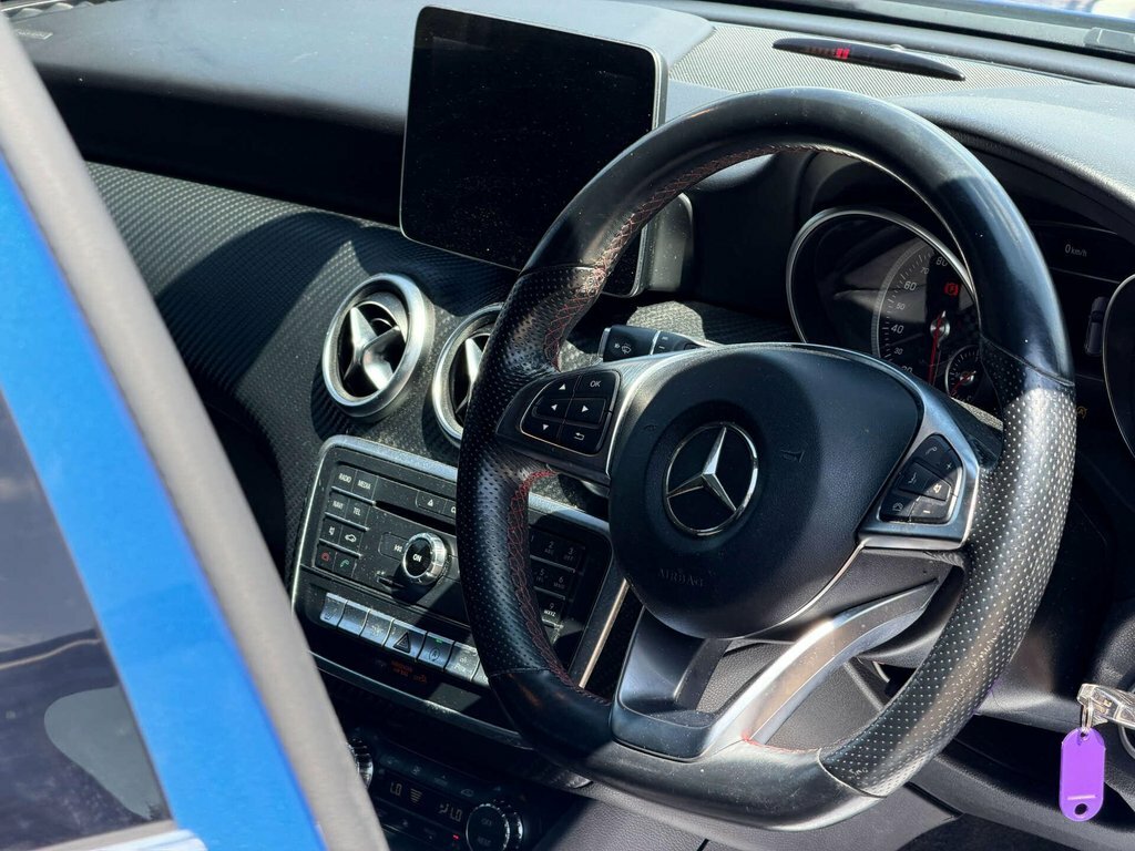Mercedes-Benz A Class A 250 4Matic Amg Premium Blue #39